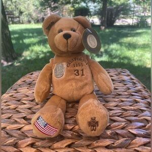 NEW California Vintage 2001 Authentic Collectible Quarter Bear with Flags
